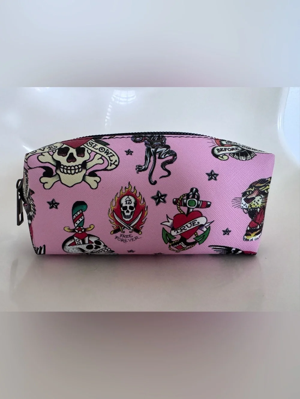 NWOT Ed Hardy Pink Tattoo Print Cosmetic Makeup Bag Y2K Travel Pouch Zip Case